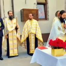 Un sobor de preoți a oficiat Slujba Învierii la Arestul Central al Poliției Capitalei