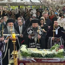 PS Paisie Sinaitul la Denia Prohodului Domnului: Plângem cu nădejdea Învierii