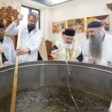 Ultima zi de preparare a Marelui Mir pentru sfințire