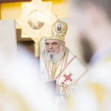 Patriarhul Daniel felicită comunitatea românilor din Catalunya cu prilejul sfințirii bisericii românești din Barcelona