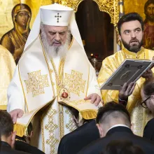 Patriarhul Daniel a hirotesit 18 duhovnici: Prin ei se împărtășește credincioșilor iubirea Preasfintei Treimi