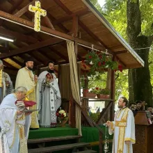 Sfântul Grigorie Dascălul, cinstit la Căldărușani: „Putem deveni sfinţi”, a încurajat Arhim. Nectarie Șofelea