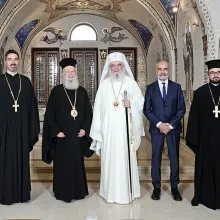 Patriarhul României a primit vizita unei delegații din Biserica Ortodoxă a Greciei