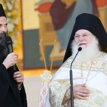 Arhim. Efrem Vatopedinul la București: Cel mai mare dar al Bisericii pentru credincioși este cunoașterea lui Dumnezeu