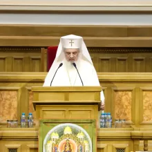 Patriarhul Daniel: Misiunea absolvenților de Teologie este slujirea continuă a lui Dumnezeu și a semenilor