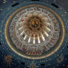„Facerea mâinilor Lui o vestește tăria”: Reprezentări cosmice la Catedrala Națională
