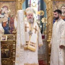 Preasfințitul Părinte Timotei Prahoveanul a hirotonit un nou diacon pe seama Catedralei Patriarhale