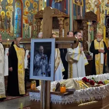 Patriarhul României a transmis condoleanțe la înmormântarea Arhid. Ioan Caraza: Slujitor smerit al altarului și profesor erudit