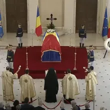 Preasfințitul Părinte Timotei Prahoveanul a săvârșit slujba stâlpilor pentru fostul președinte Ion Iliescu