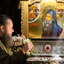 Programul liturgic al Schitului Darvari cu ocazia sărbătorii Sfântului Siluan Athonitul