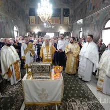 PS Timotei Prahoveanul a sfințit racla Sfântului Corneliu Sutașul, din Parohia Baltă Albă