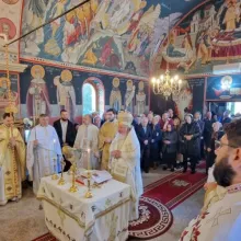 O biserică ilfoveană a fost pusă sub ocrotirea Sf. Parascheva: PS Varlaam Ploieșteanul a sfințit pictura