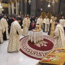 Catedrala Patriarhală: IPS Casian a oficiat Privegherea în cinstea Sfântului Iachint și a Sfintei Teofana Basarab