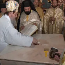 PS Timotei Prahoveanul a sfințit noua biserică din Azuga: După faptele iubirii creștine vom fi răsplătiți