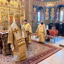 Dreptul Simeon și Prorocița Ana reprezintă umanitatea aflată în așteptare: PS Timotei Prahoveanul