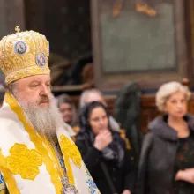 Să ajutăm la purtarea crucii celorlalți, îndeamnă PS Timotei Prahoveanul