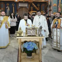 O nouă raclă cu moaștele Sf. Ioan Casian a fost sfințită la Biserica Spitalului Obregia din București
