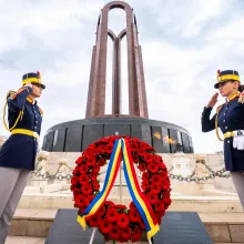 Numele eroilor neamului, rostite spre pomenire veșnică la Mormântului ostașului necunoscut