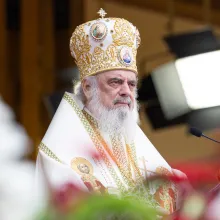 Patriarhul Daniel: Domnul Hristos, înălțat întru slavă la cer, a ajutat Biserica Sa prin Sf. Împărați Constantin și Elena