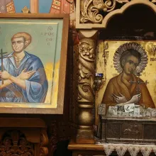 Capela Maternității Polizu din Capitală și-a serbat hramul: Numeroși credincioși s-au închinat la moaștele Sf. Ioan Rusul