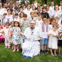 Copiii botezați la Biserica Bucur Ciobanul din Capitală au participat la sărbătoarea parohiei