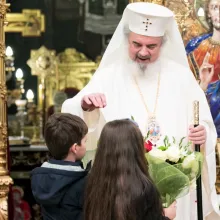 Patriarhul Daniel, de Ziua Internațională a Copilului: Familia creștină este icoană a iubirii Preasfintei Treimi