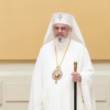 Patriarhul Daniel îi binecuvântează pe elevi înainte de examene: Timpul dedicat studiului trebuie unit cu rugăciunea