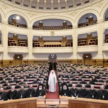 Preoții prahoveni reuniți la Conferința pastoral-misionară de primăvară: Patriarhul Daniel a oferit sfaturi pentru părinți