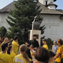 Mănăstirea Turnu a găzduit o zi de rugăciune și activități pentru copiii Asociației Sindrom Down Ploiești