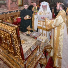 Patriarhul Daniel a sfințit racla cu moaștele Sfintei Maria Brâncoveanu și ale fiilor ei, Ștefan și Matei