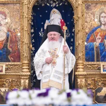 PS Varlaam Ploieșteanul despre Prohodul Maicii Domnului: Este o bucurie a vieții, o declarare a nădejdii noastre în înviere