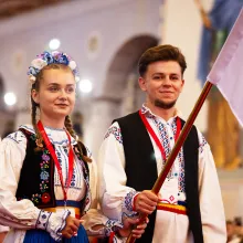 Tinerii, îndemnați să continue să creadă în România: Deschiderea Întâlnirii Internaționale a Tinerilor Ortodocși 2026