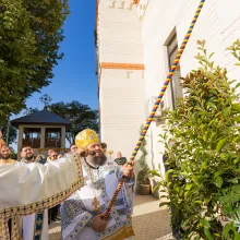PS Paisie Sinaitul a resfințit biserica Parohiei Vârteju din Ilfov | În imagini