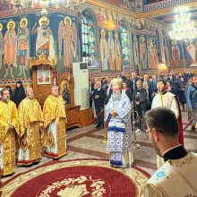PS Timotei Prahoveanul: Maica Domnului rămâne fierbinte rugătoare pentru toți și ocrotitoare a Bisericii