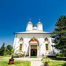 Satul monahal al Mănăstirii Pasărea